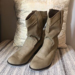 Tan cowboy boots